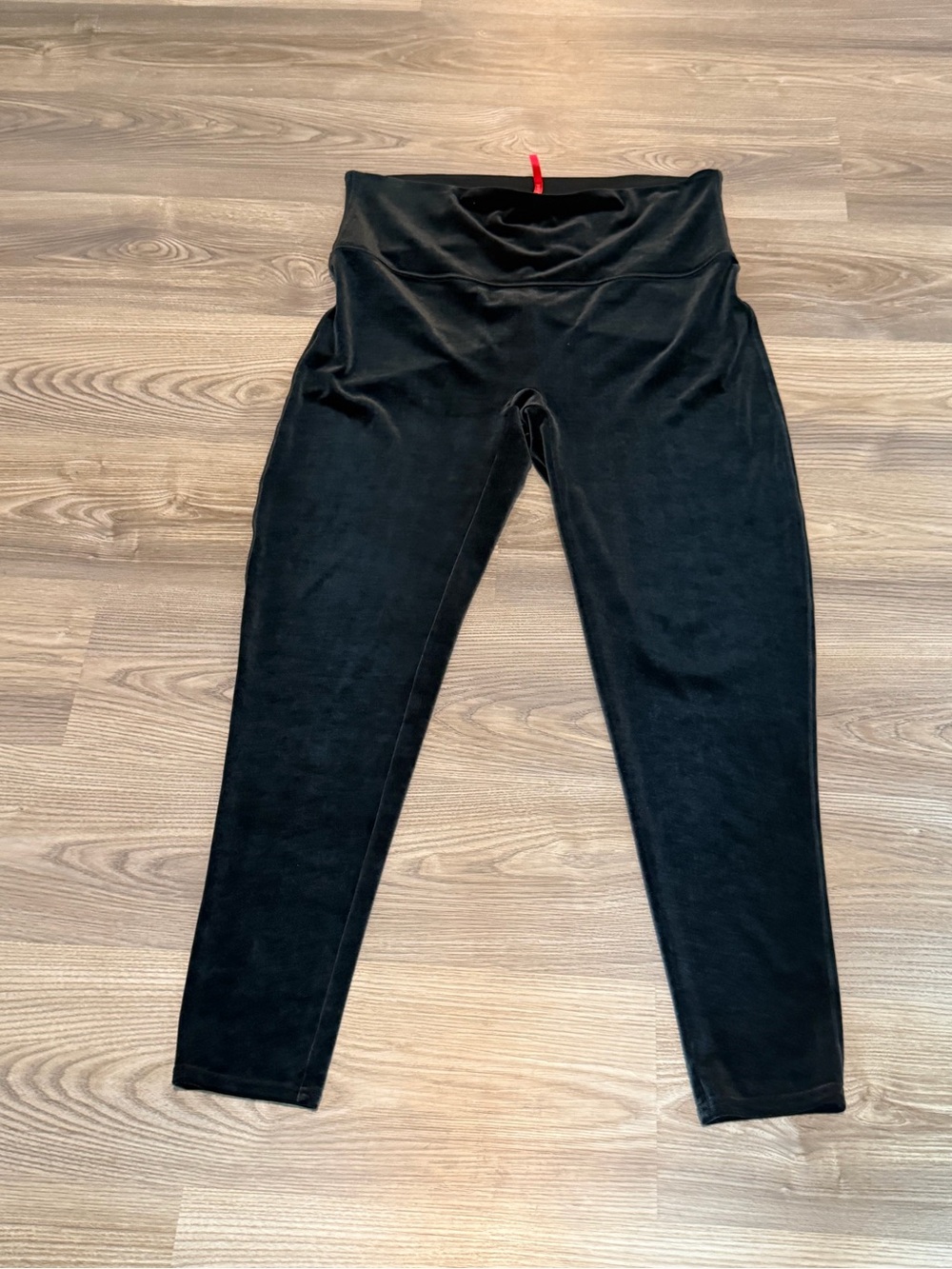 Spanx Ready to Wow Black Velvet Pull On Leggings Women’s Plus size 3X